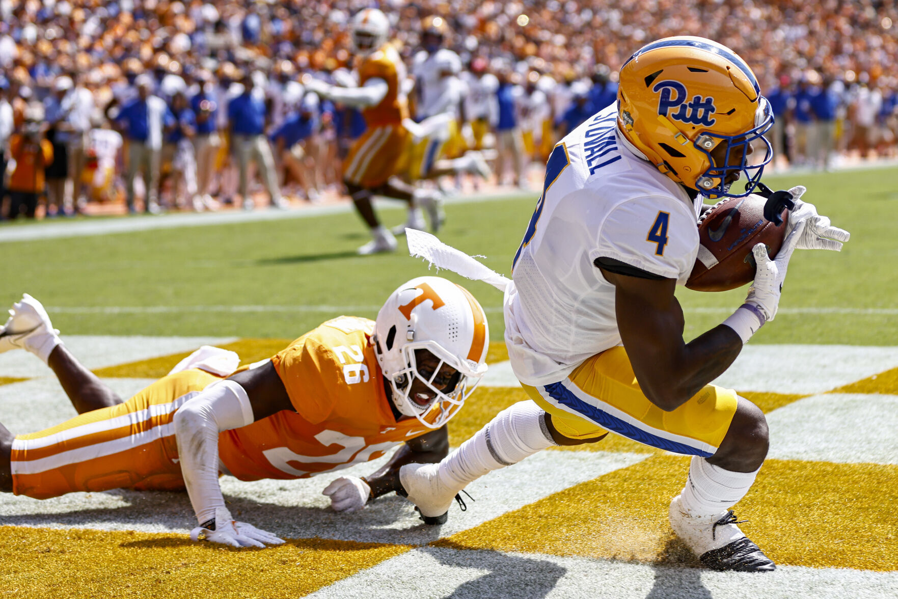 APTOPIX Pittsburgh Tennessee Football